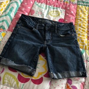 American Eagle Bermuda shorts